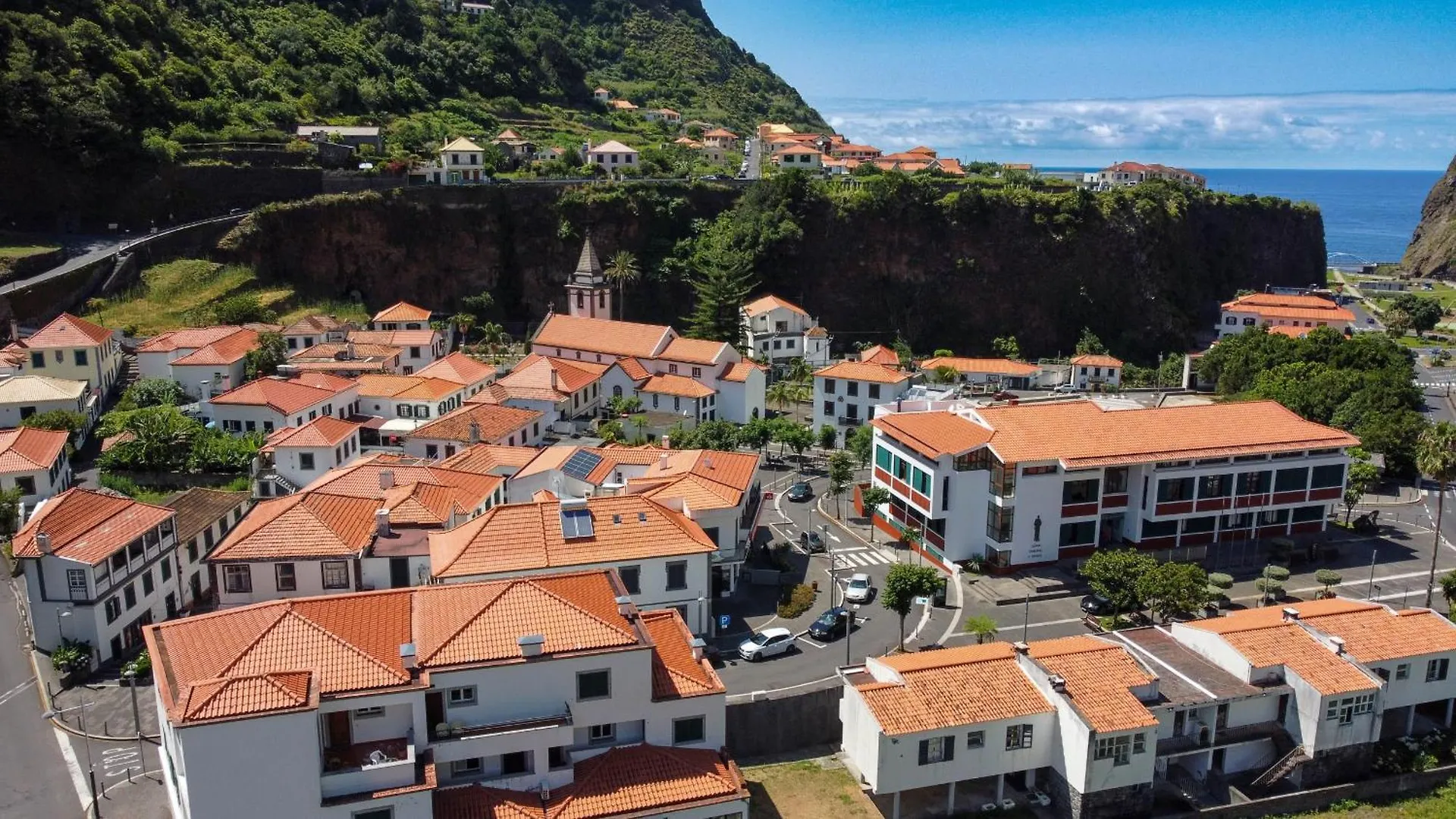 Amarelo Apartment By Atlantic Holiday Sao Vicente  Portugal